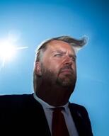 Trump Variant // 914x1138 // 52KB